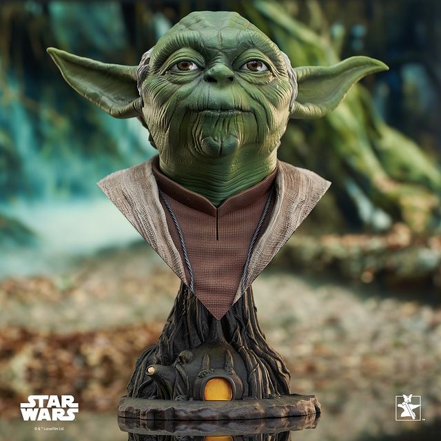 Gentle Giant Star Wars Yoda Legends in 3D Bust